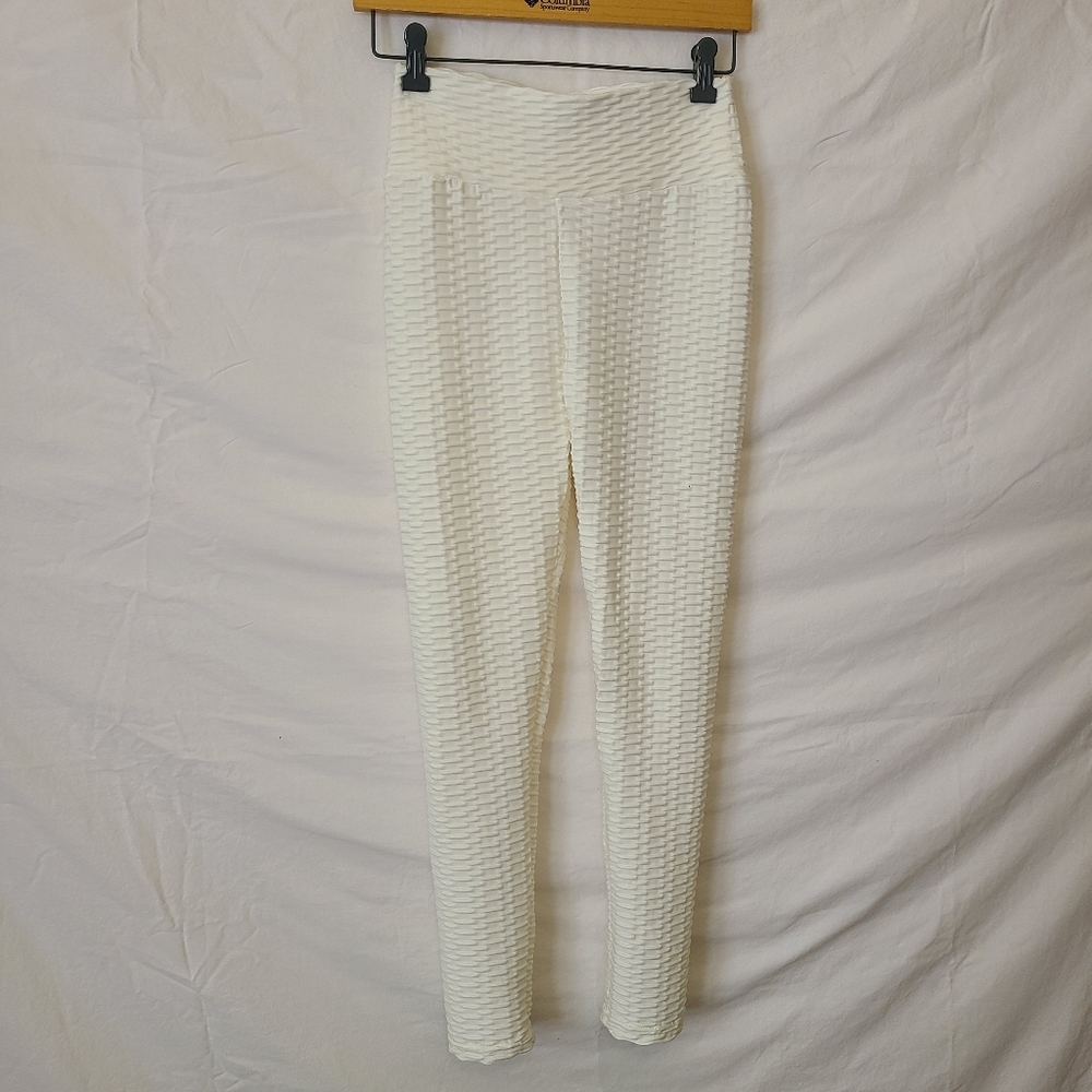 Amazon white scrunched legging